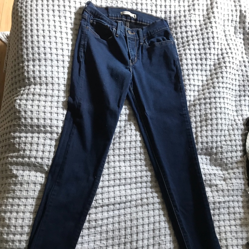 Skinny jeans